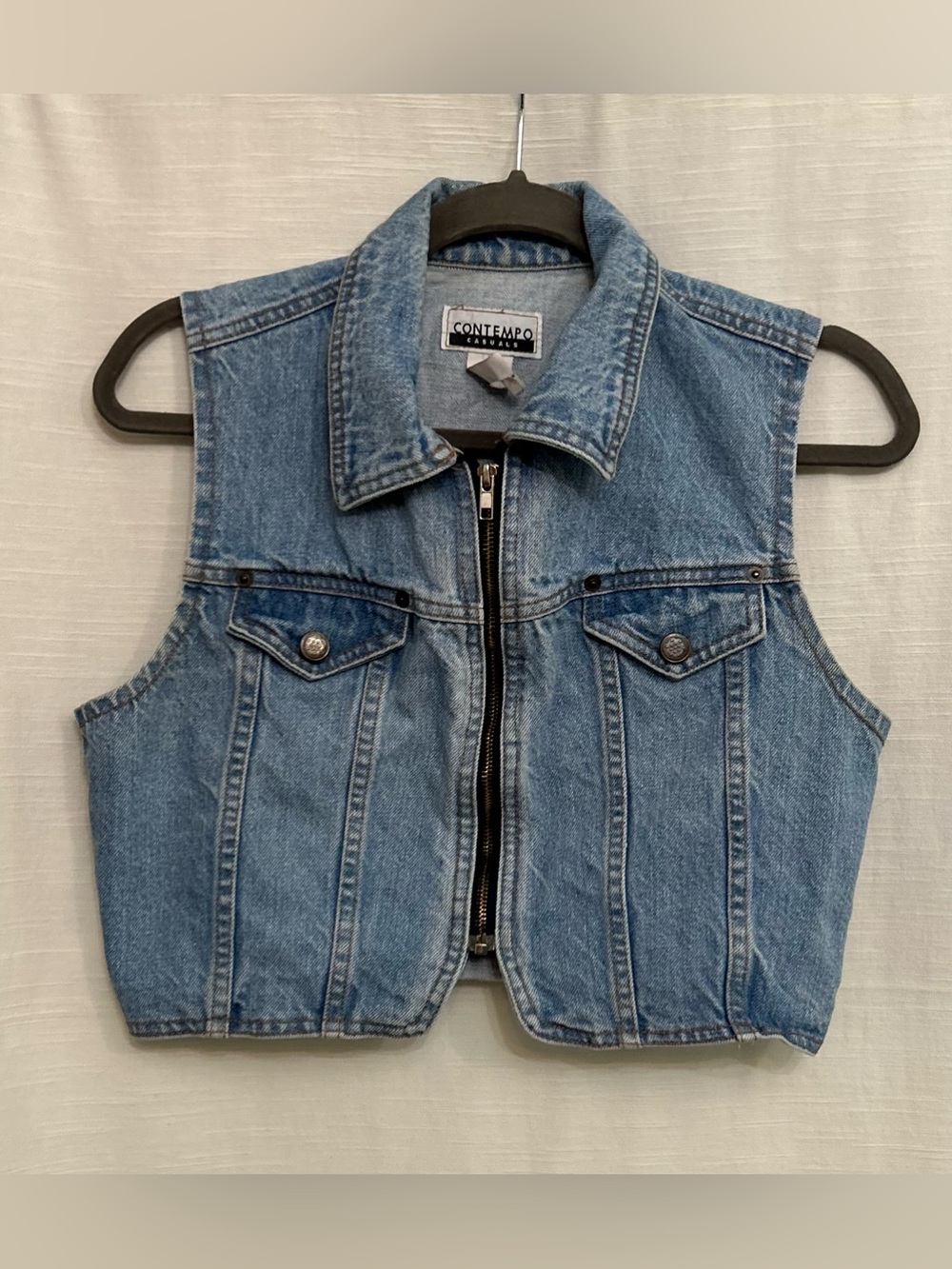 True Vintage Y2K 90's Contempo Casuals Light Wash Cropped Denim Vest - Blue